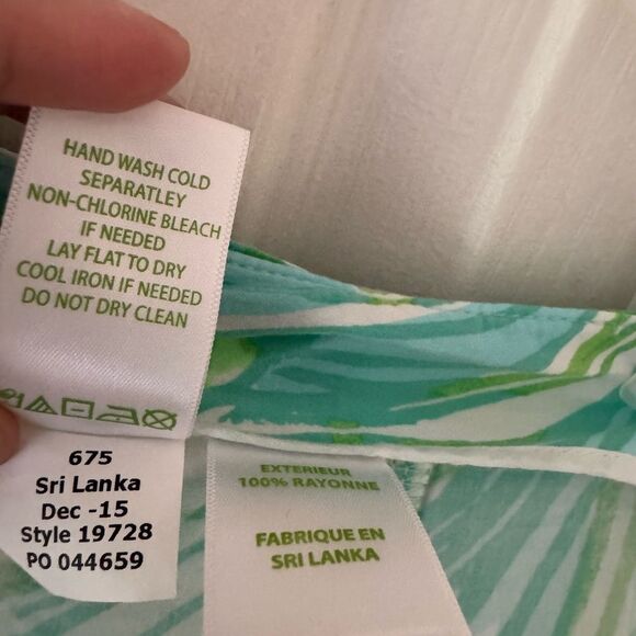 Lilly Pulitzer Jeannie Shorts Green Fronds Place Casual Tropical Women’s Sz 2 - Picture 6 of 11